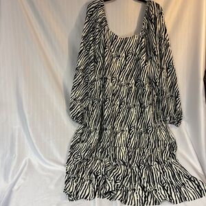 Studio Untold L/S tiered midi/maxi dress black/white zebra print size 20-22W